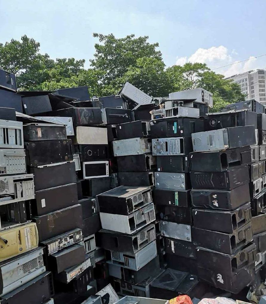 新塘街道上門電腦回收，讓你的閑置設備煥發(fā)新生！(環(huán)保節(jié)能，從我做起——新塘街道專業(yè)上門電腦回收服務解析)(圖1)